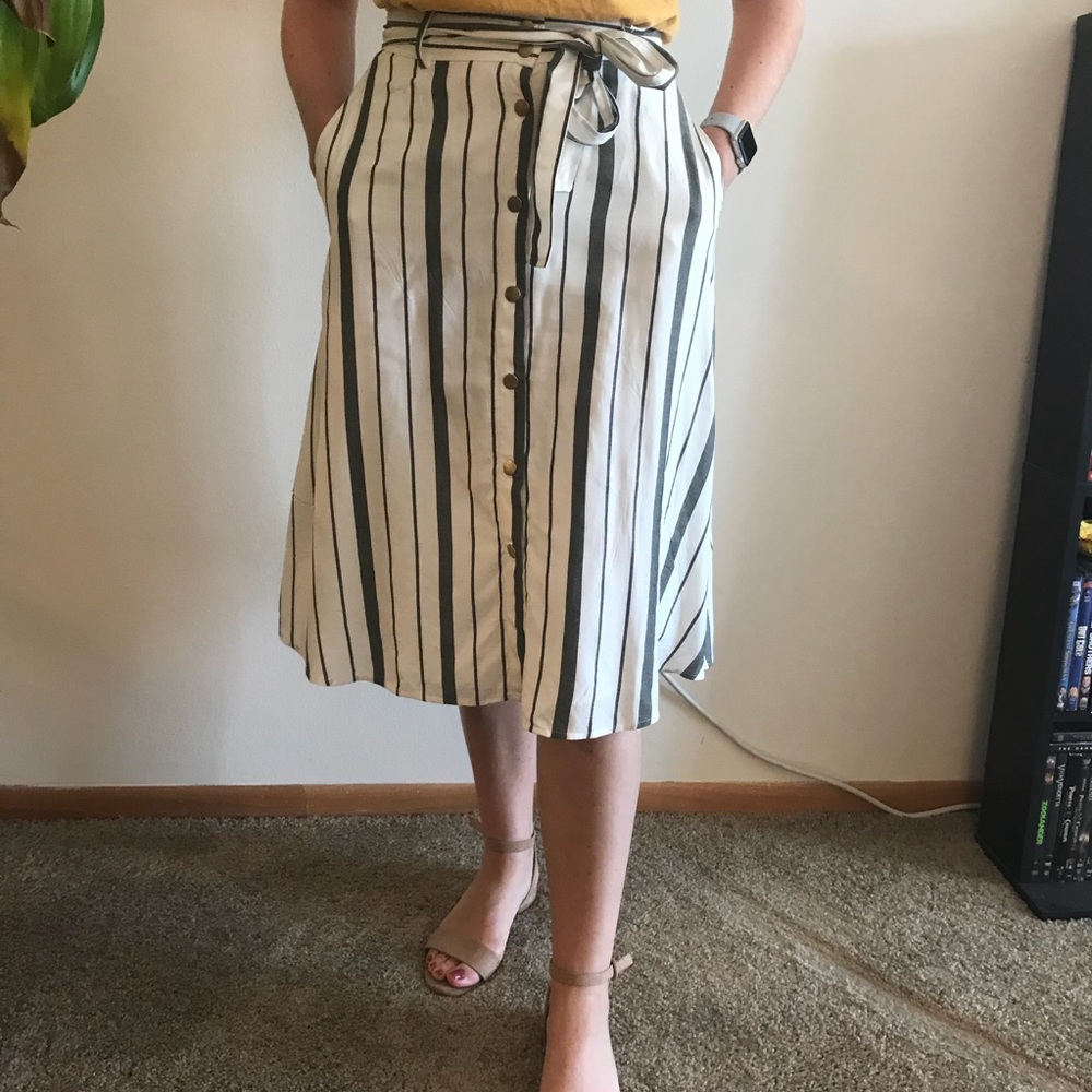 Loft Striped Skirt with Pockets